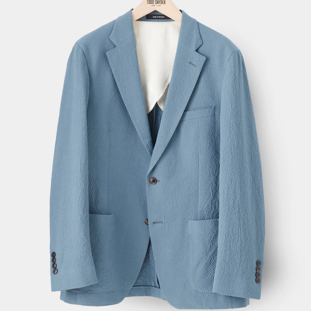 SEERSUCKER MADISON SUIT. JACKET 
IN SLATE BLUE. SIZE 44. R